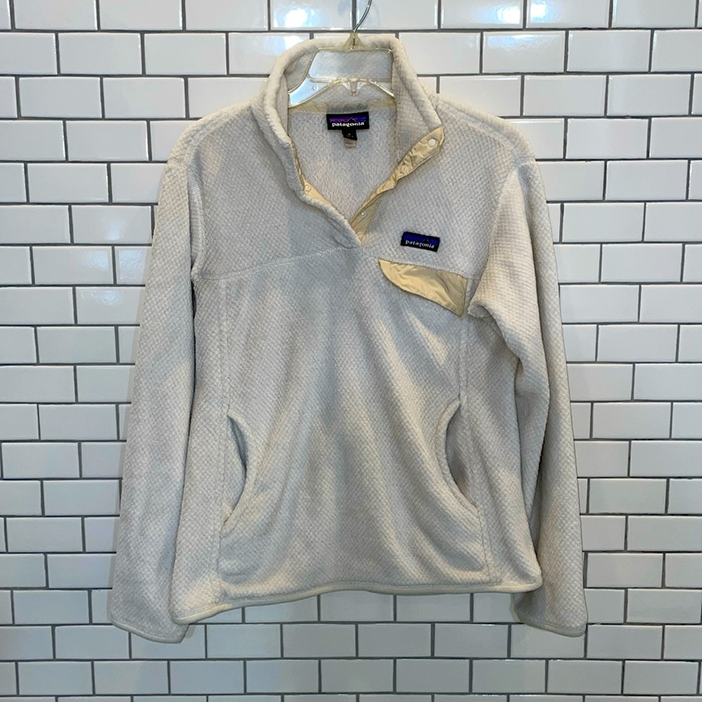 Ivory Patagonia pullover